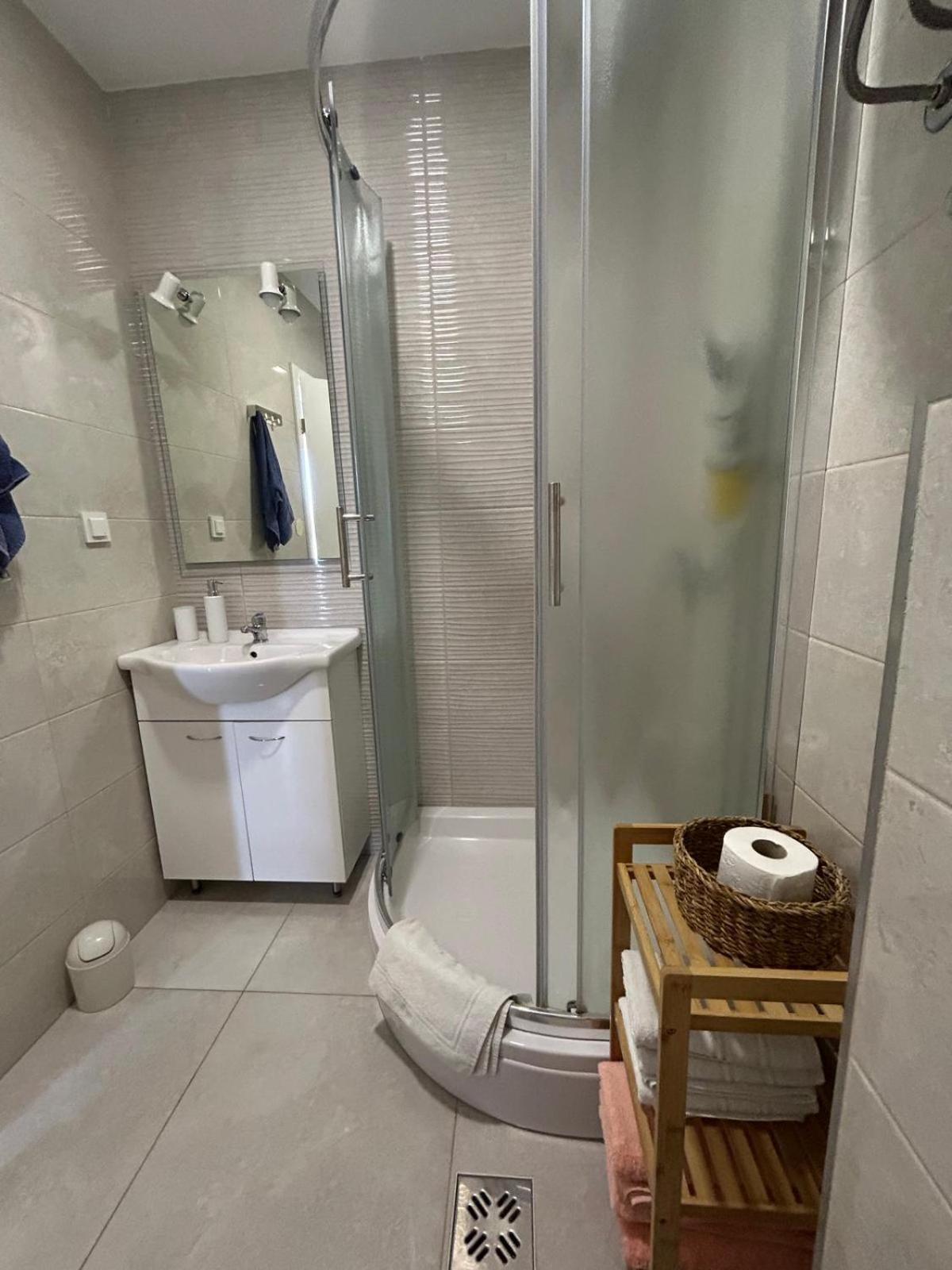 Apartman Lorna Туран Екстериор снимка
